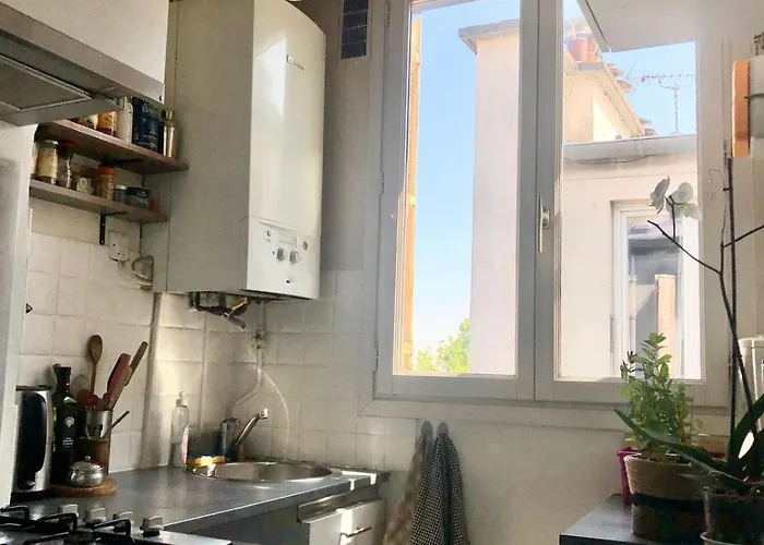 Daire Parisian Pied-a-terre *