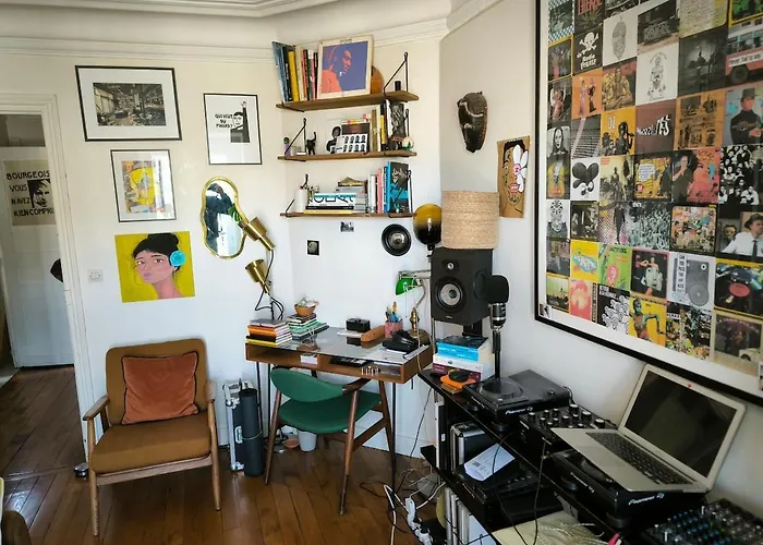 Parisian Pied-a-terre